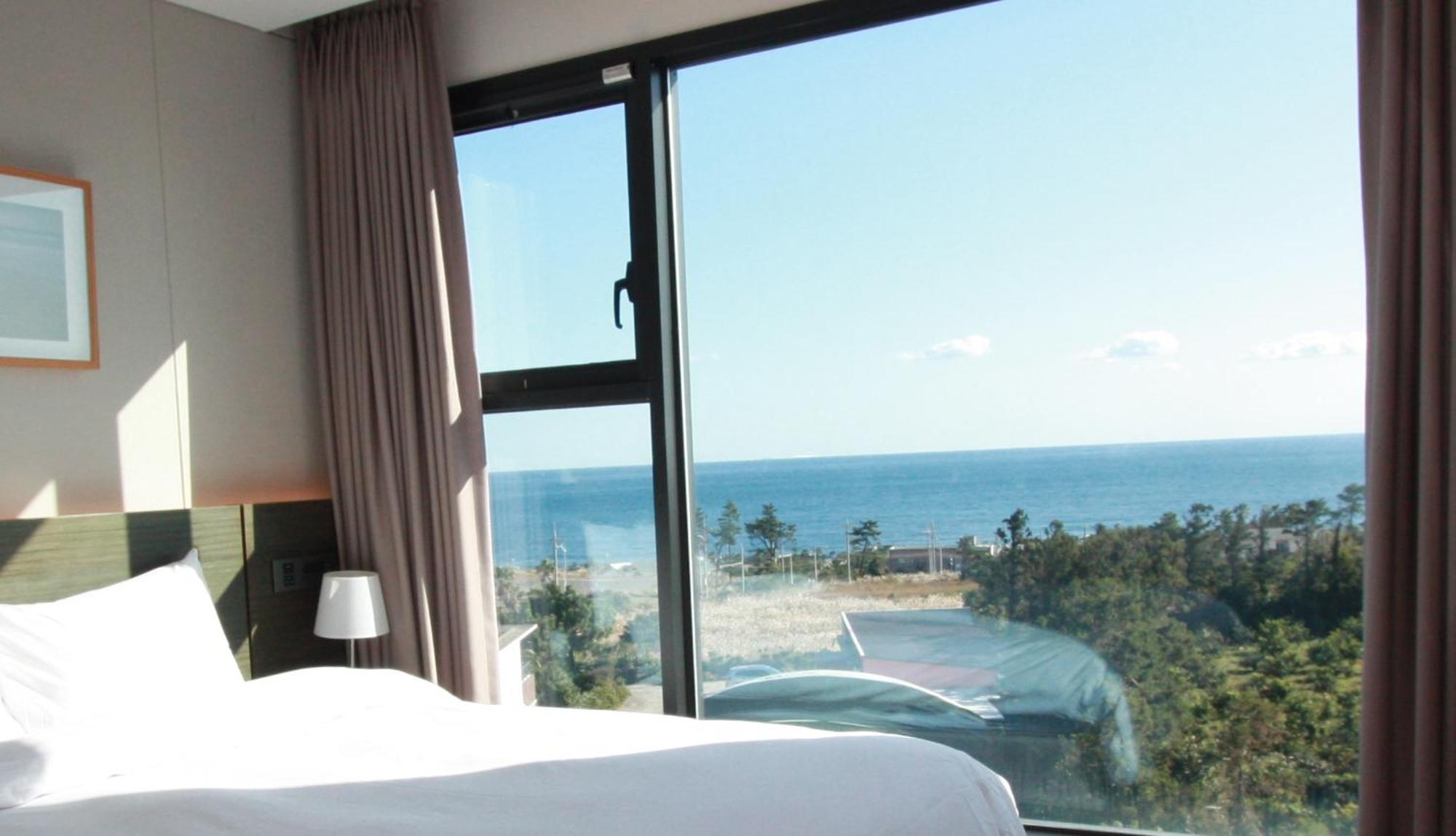 Grand Mer Hotel Seogwipo Ocean Bagian luar foto