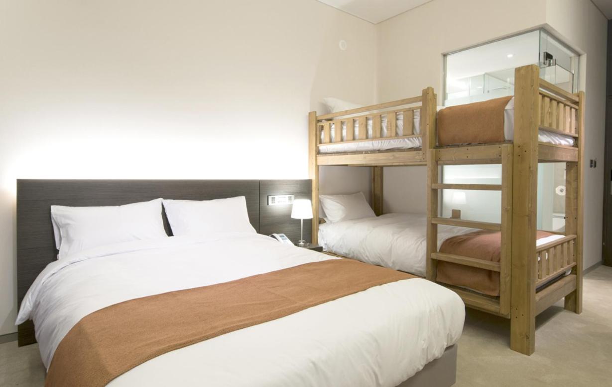 Grand Mer Hotel Seogwipo Ocean Bagian luar foto