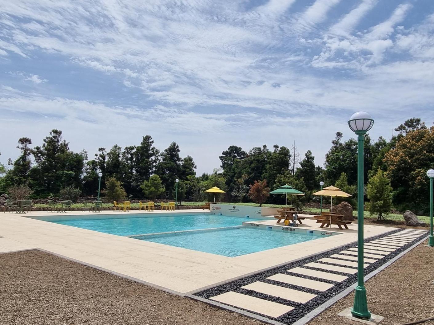 Grand Mer Hotel Seogwipo Ocean Bagian luar foto